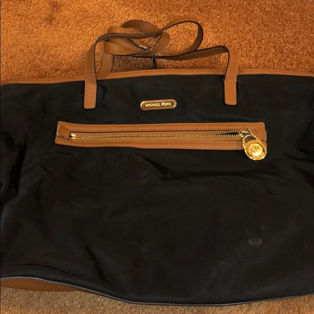 Used Michael Kors Purse/Bag